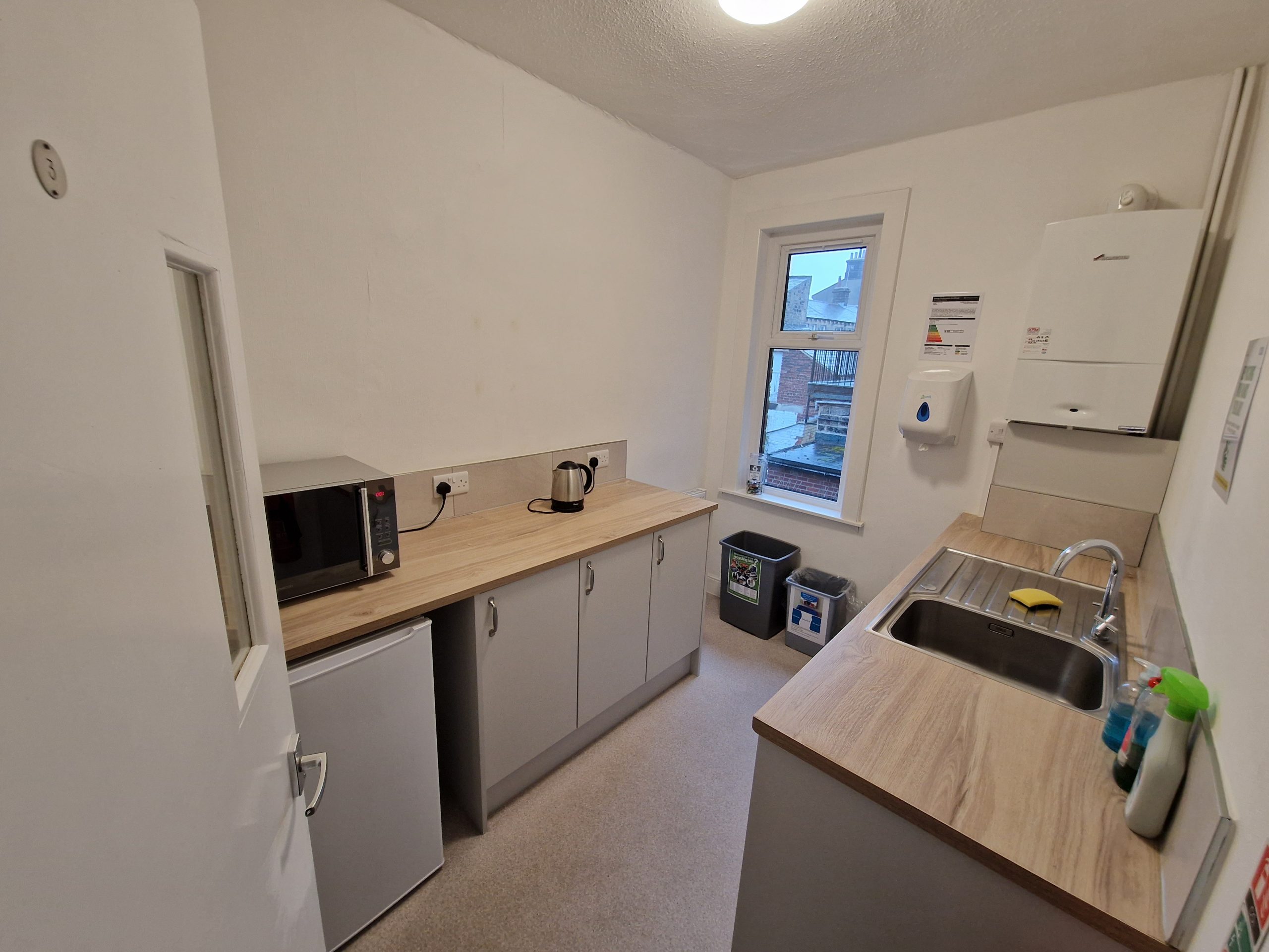 KitchenRoom3FirstFloorRear5HawksworthStreetIlkleyLS299DU.jpg